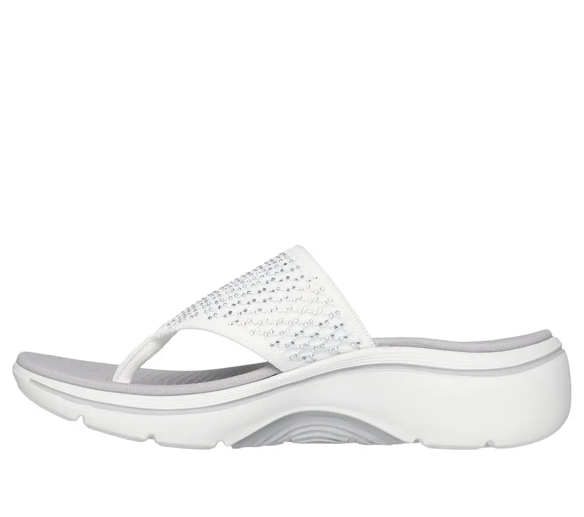Martha Stewart: GO WALK Arch Fit 2.0 – Illuminating Martha Stewart: GO WALK Arch Fit 2.0 – Illuminating