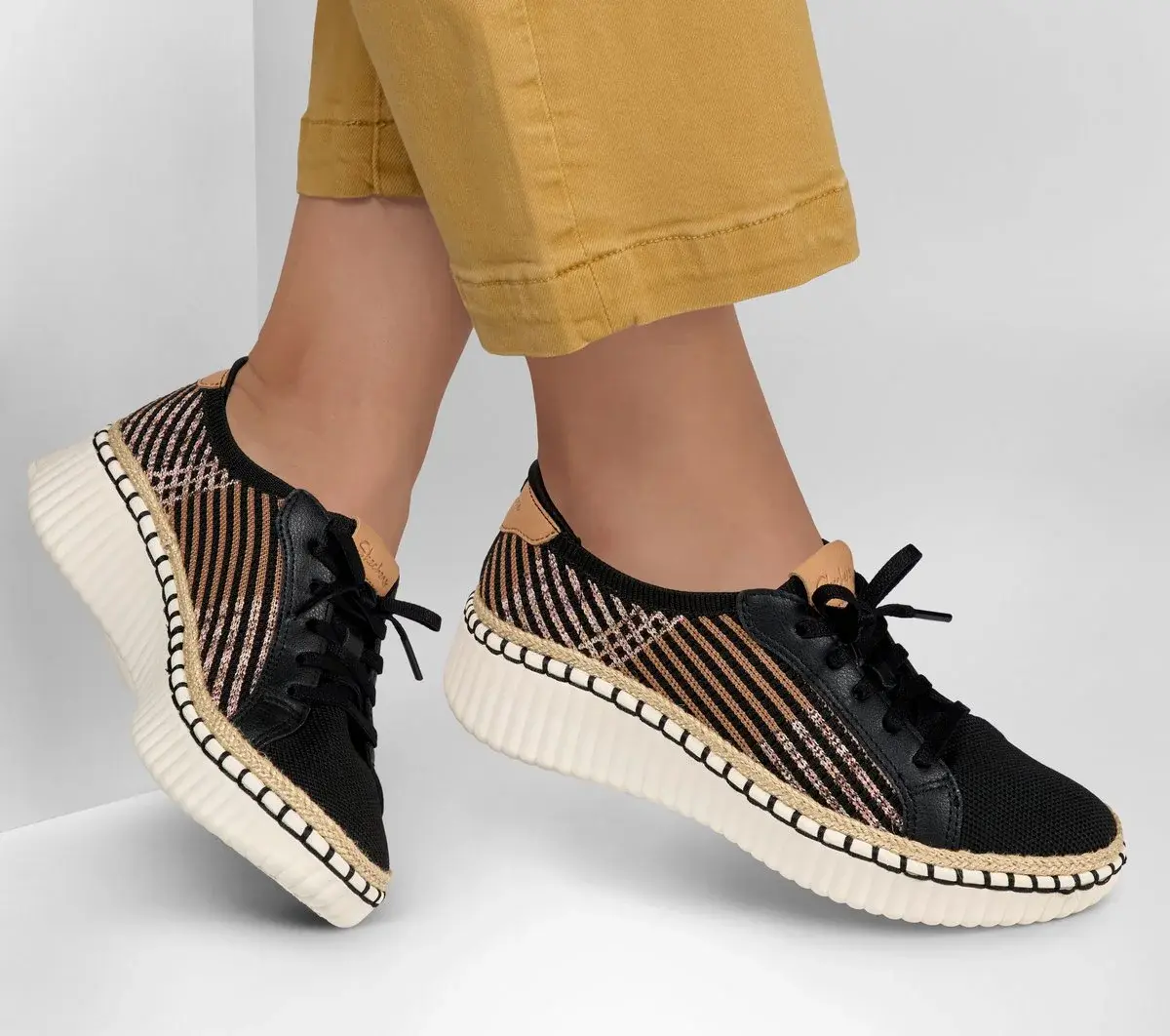 Wilshire Blvd – Breezy Stroll Wilshire Blvd – Breezy Stroll